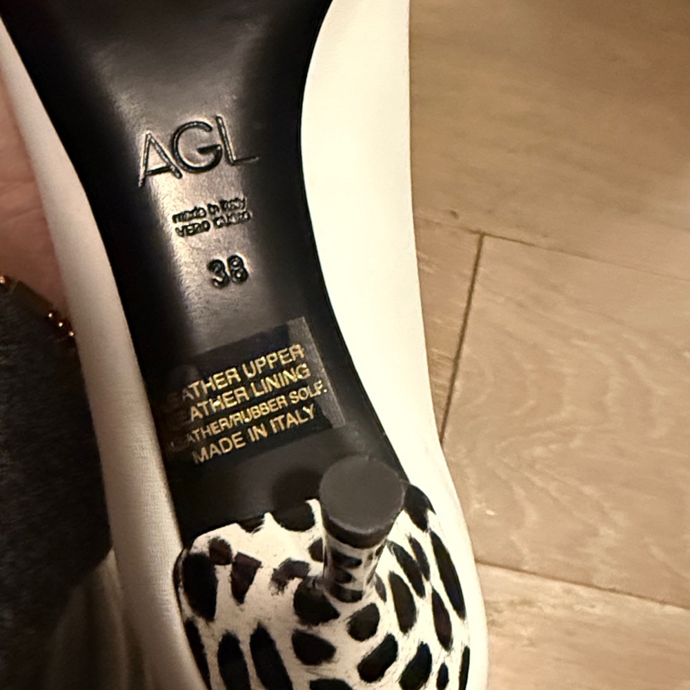 AGL White Ankle Boots - never worn - Picture 3 of 8